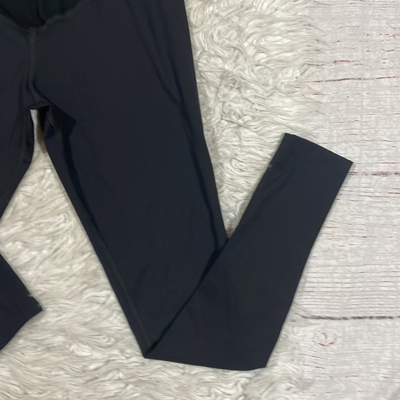 Seraphine Black Maternity Activewear & Yoga Power Leggings - Picture 6 of 11